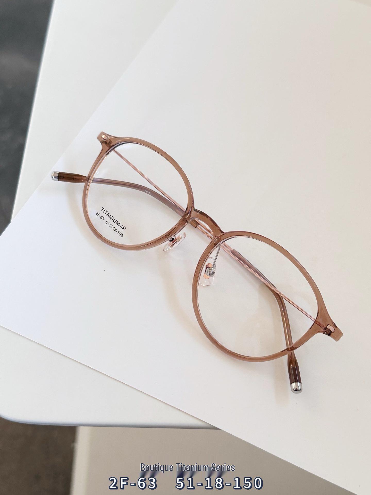 

Очки «кошачий глаз» в стиле Карин из титана для женщин - оправа TR90, совместимы с рецептурными линзами, идеально подходят для круглых лиц