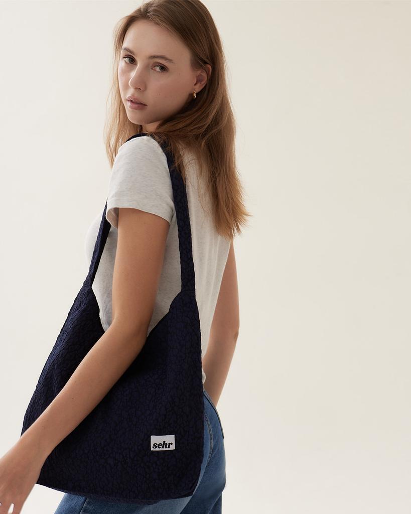 Sehr Wrinkle Leopard Hobo Bag (Navy)
