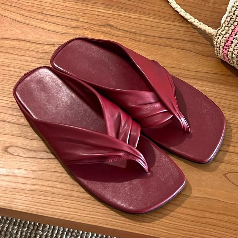 Fashion Minimalist Wind Flip Toe Flat Bottom Drag Women Xia Xin Outside Wear Square Head Pleated Soft Bottom Non-Slip Flip-Flops
