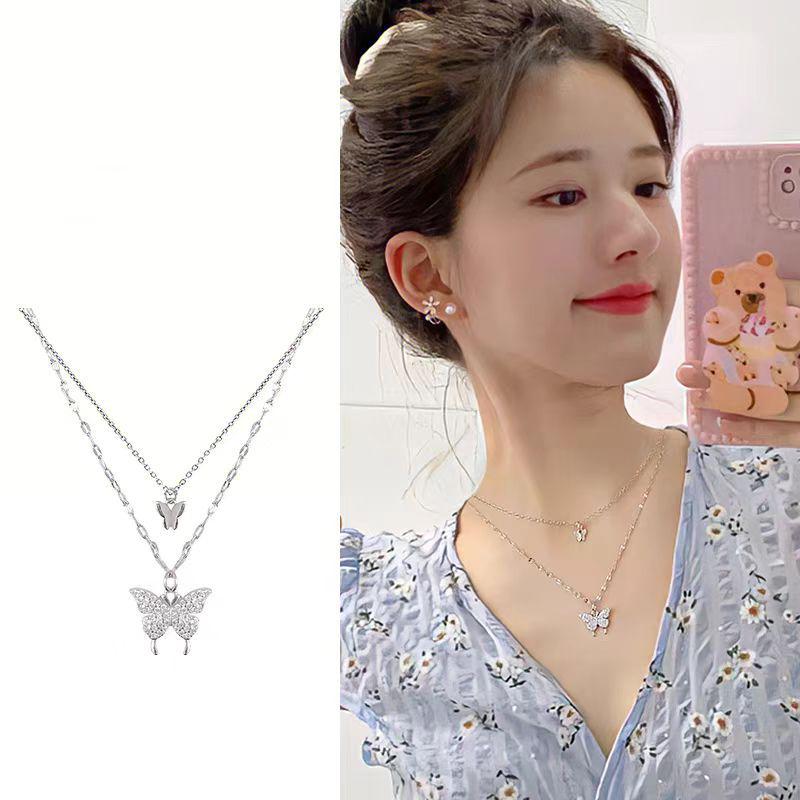 Butterfly Double-Layer Diamond Inlaid Necklace - High-End Cool Style, Shiny, Simple, Versatile Accessory for Women.