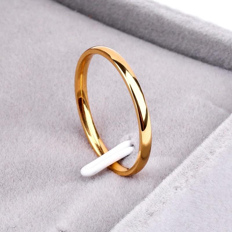 European and American Smooth Titanium Steel Simple Ring Simple Personality Light Luxury Couples Ring