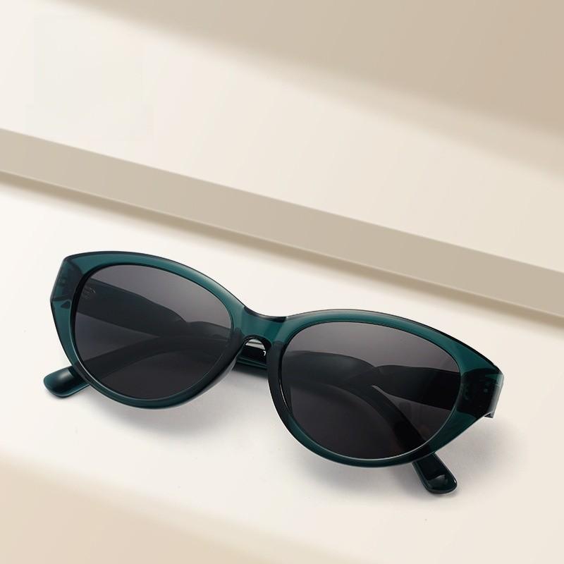 Stylish Tr90 Sun Glasses With Tac Lenses For Casual Driving And Summer Outings