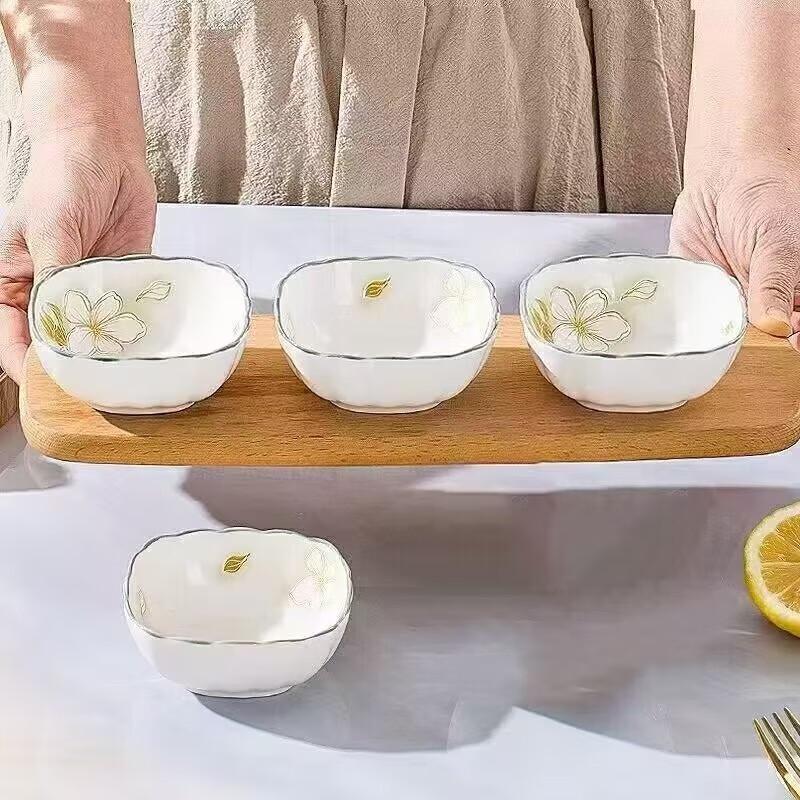 ZISIZ Golden Leaf Ceramic 4-inch Dish Set