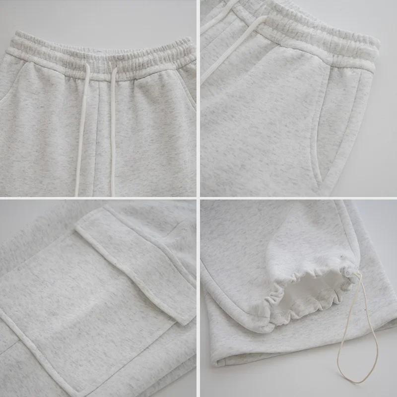 Dámské overaly s širokými nohavicemi v americkém stylu: Trendy kalhoty s vysokým pasem a volným střihem pro podzim/zimu 2025.