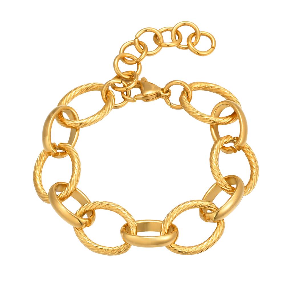 Titanium Steel Stainless Steel Embossed Interlocking Bracelet Plated 18K Gold, Women'S Jewelry 2341