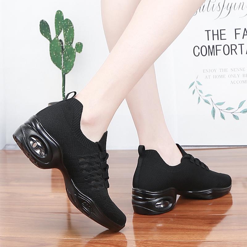 Women's Large-sized Square Dance Shoes Women's Mesh Fly Woven Breathable Modern Fashion Dance Shoes Ballet Dance Shoes Ballet Flats Shoes