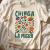 Maglietta Chinga La Migra — Maglietta di Protesta ICE — Nessun Essere Umano è Illegale Maglietta per la Giustizia Sociale — Top Oversize Attivista Y2K — Maglietta per i Diritti delle Donne