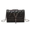 The New Diamond Classic Small Square Bag Is a Fashionable and Versatile One-shoulder Messenger Women's Bag.