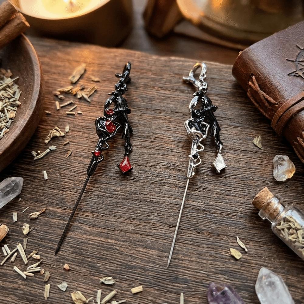 Crystal Ear Pin Red Ear Stick Vintage Rhinestone Thorn Piercing Earring Subculture Wear