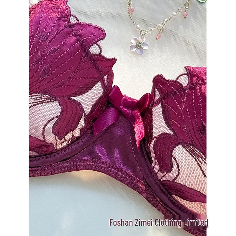 Exquisite Embroidered Floral Lingerie Set - Stylish Four-Piece Bra Set