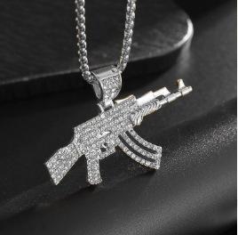 Six Winged Angel Pendant Necklace, Trendy and Personalized Accessories, Men's and Women's Retro Pendant Necklace