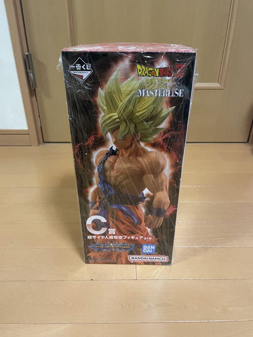 

[USED] Omnibus BRAVE Super Saiyan Son Goku C Prize Figure