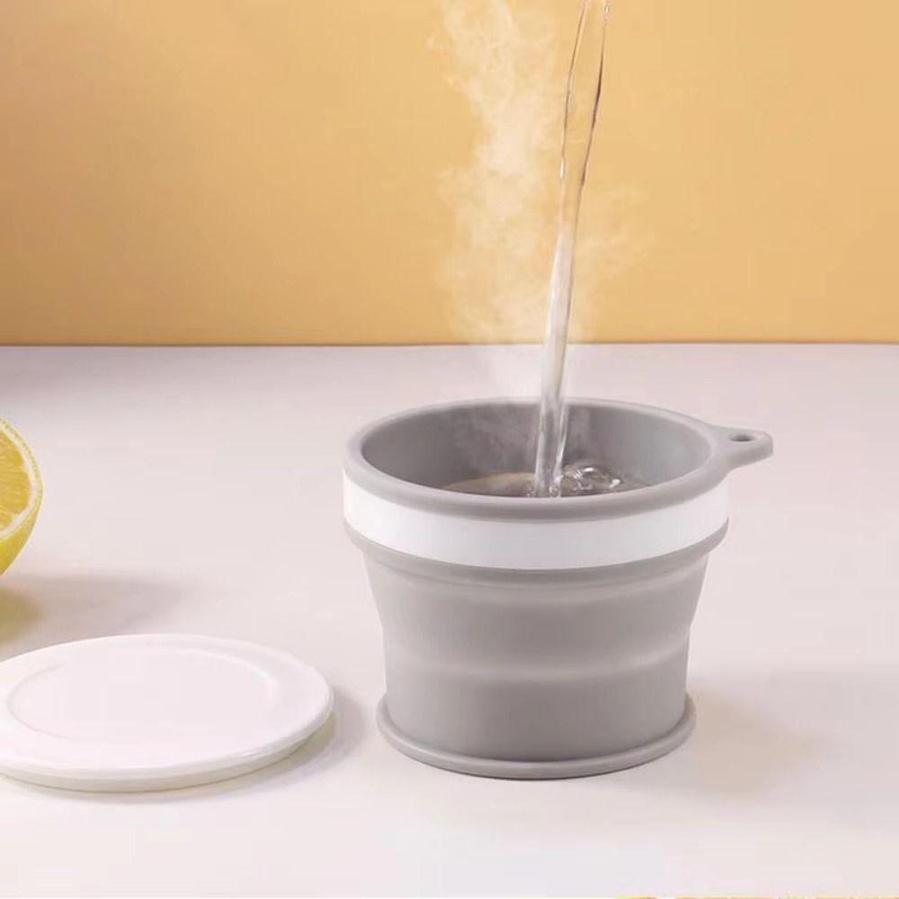 Leak Proof Silicone Drinking Cup with Carabiner Retractable Camping Cup Foldable Travel Mug  Sport