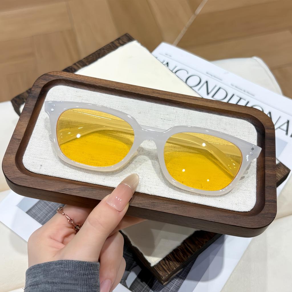 Occhiali da sole alla moda stile retrò europeo e americano per uomo e donna tendenza versatile protezione solare estiva e protezione UV