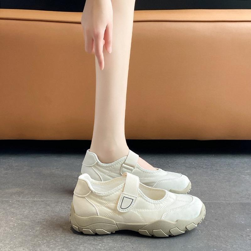 Women s Breathable Thick-soled Shoes - New Style, Low-cut, Versatile Sports Shoes 35