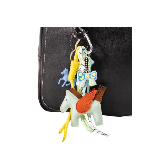 Keychain Pendant Faux Leather Horse Charm Key Chain with Woven Rope Keys Handbags Wallets Accessories