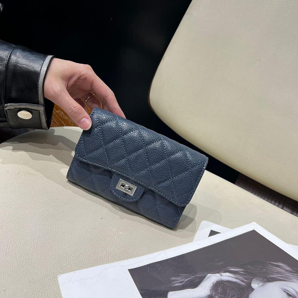 

Середній Довгий Жіночий Гаманець Натуральна Шкіра Гаманець Ікра Ромбовидна Прошивка Перший Шар Коров ячої Шкіри Гаманець Замок-Поворот Біфолд Без Логотипу темно-синього кольору