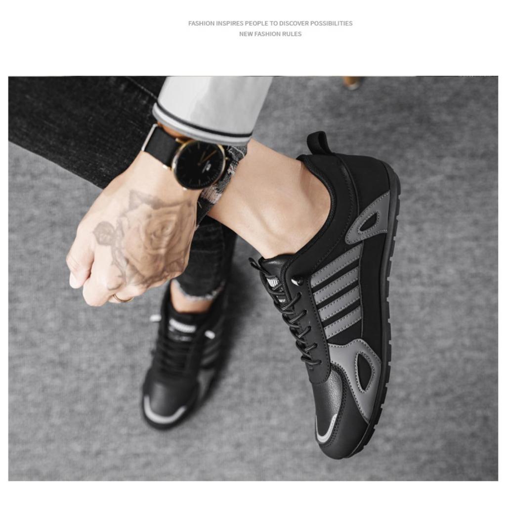 Men's Waterproof and Anti Slip Sports Running Casual Black Board Shoes Work Soft Soled Travel Trendy Shoes