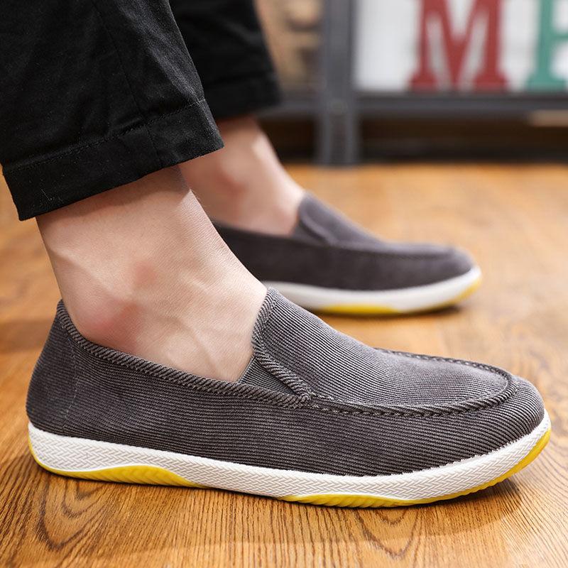 Fashion Casual Shoes for Men Lightweight Sports Slip-on Sneakers Leisure Vulcanize Classic Original Luxury Sale Adults New In Man Shoe
