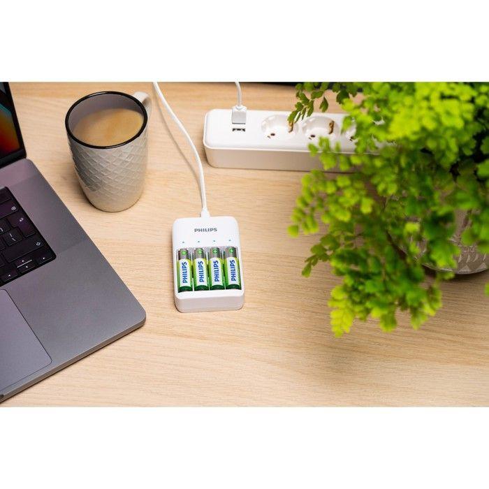 Philips SCB4013NB/0 Battery Charger USB Output LED Indicators