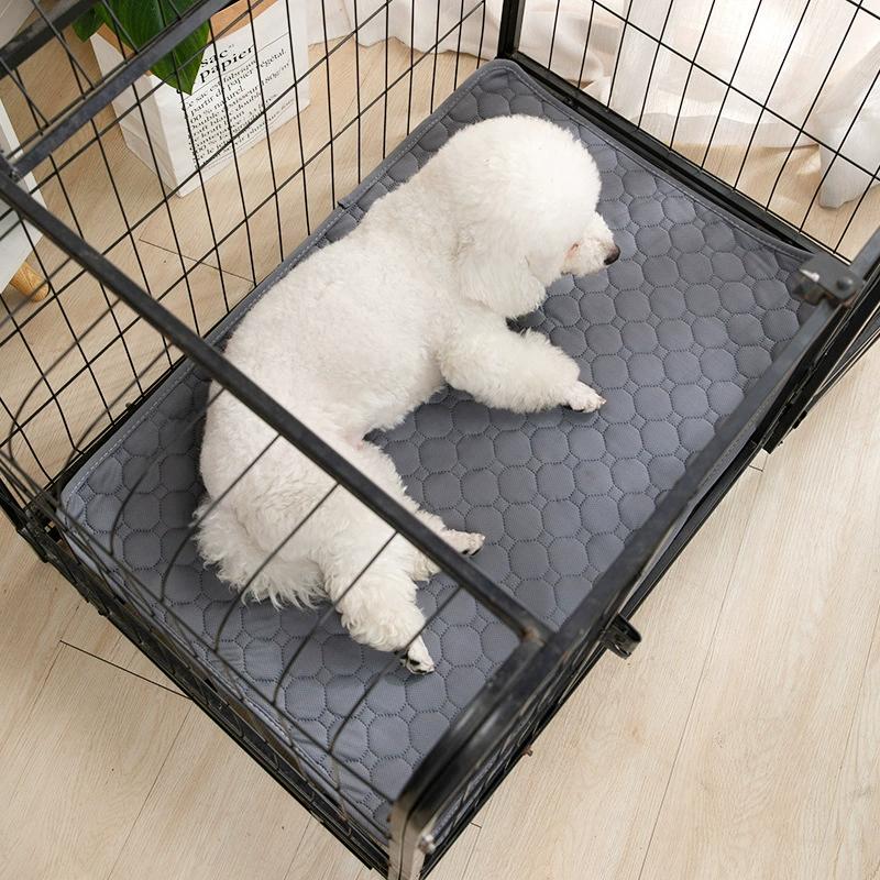 Summer Pet Ice Silk Cooling Mat Heat Relief Pad For Small Medium Big Dogs Cats Durable Washable Sofa Nest Sleeping Cool Blanket Pet Daily Supplies