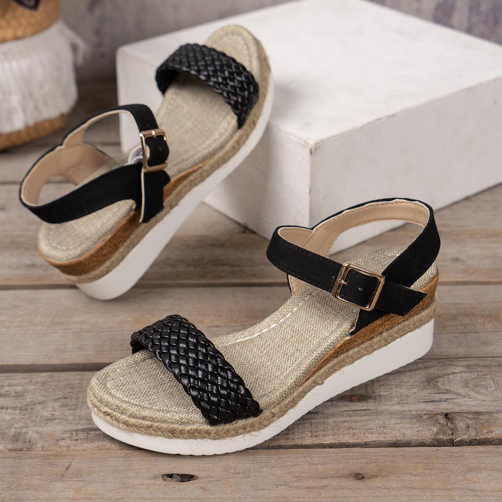Foreign trade large-size sandals for women in the summer of 2024, new European and American buckle thick-soled one-word wedge sandals for women