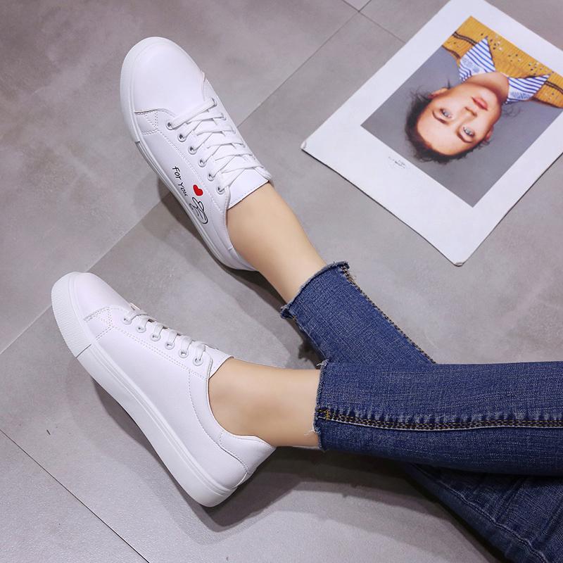 Women's Sneakers Leather Shoes Spring Trend Casual Flats Sneakers Female Fashion Comfort White Vulcanized Platform Shoes Lace-up