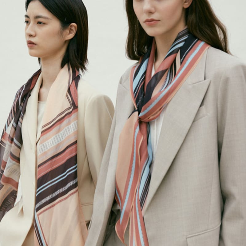 Saint Luxure Rhombus Silk Scarf Dwin SL21FDIDW