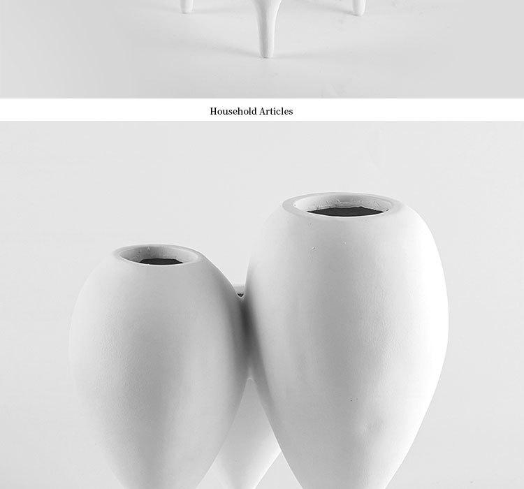 Geometric Balloon Vase Ornament for Home, Hotel, or Office Decor