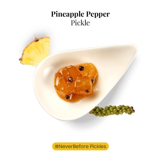 Goosebumps Pickles Pineapple Pepper Pickle | Ananus Ka Aachar | Exotic Indian Fruit Pickles | Less Oil Achar, 250 GMS