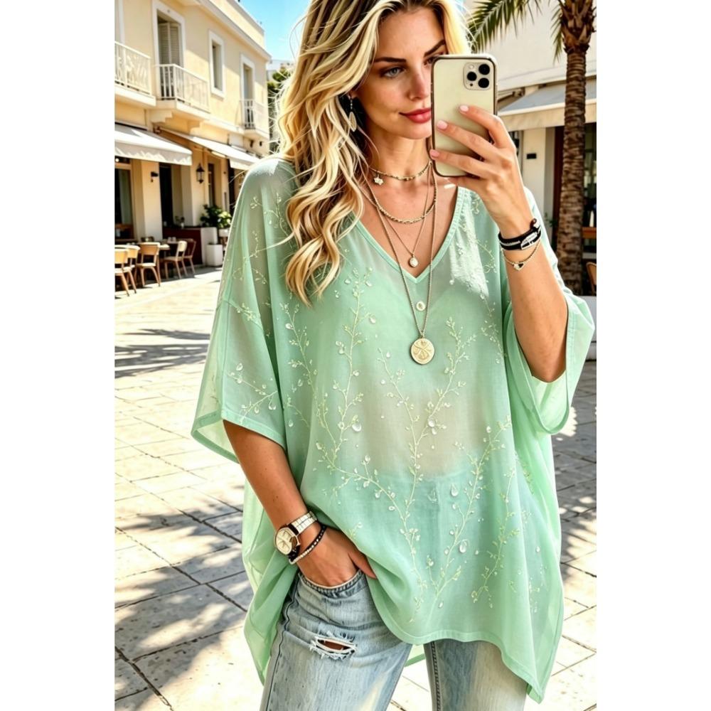 Women's 3D Printed T-shirt, Plus Size V-neck Women's Ethnic Style, European and American Art Three-quarters Bat Sleeve Casual Top