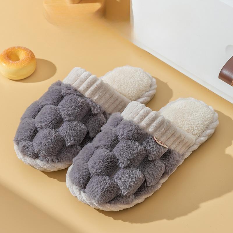 New Faux Fur Slippers Casual Slip On Plush Lined Comfortable Indoor Home Slippers