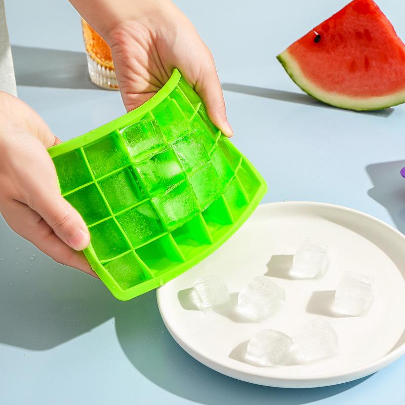 Silicone Ice Cube Trays with Lids: 15-grid & 24-grid Food-Grade Molds 