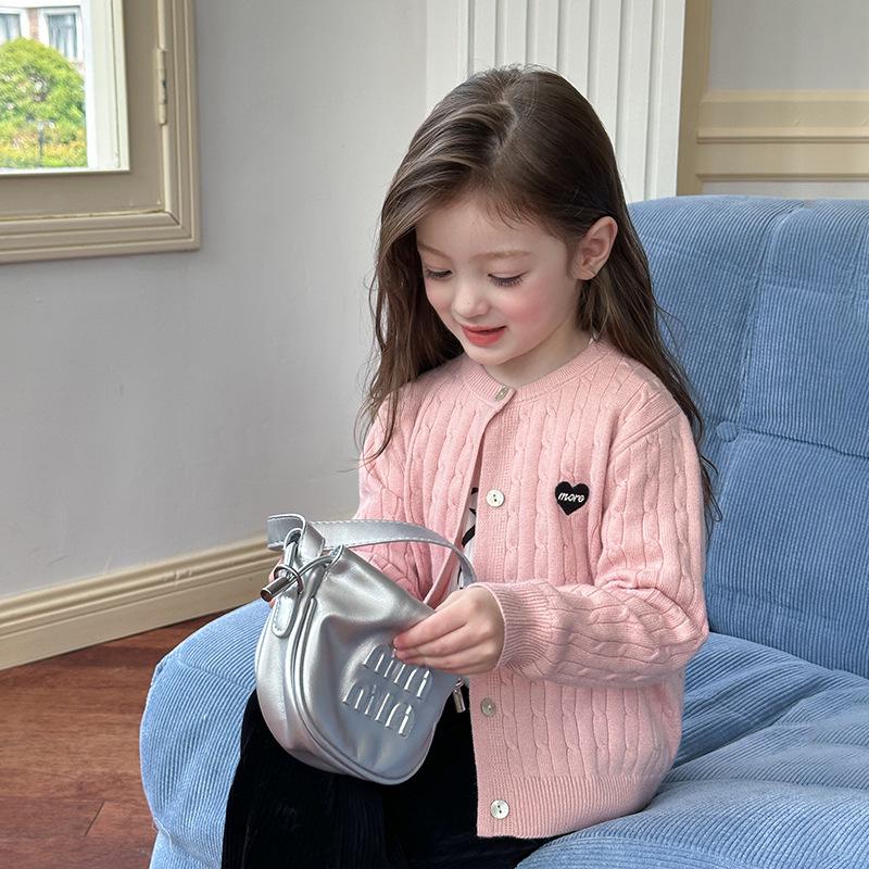 Children's Casual Sweater Autumn Girl Sweet Love Knitted Cardigan Coat