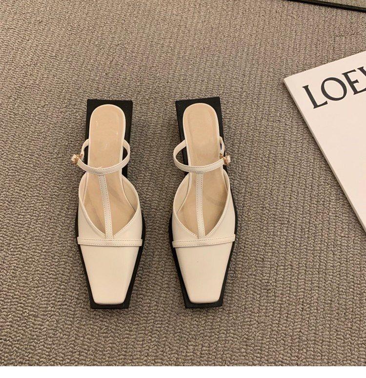 

Низкая дикая мода 2025 женские туфли с одной педалью сандалии Мюли сумка голова полутапочки на каблуке новая летняя квадратная голова 39