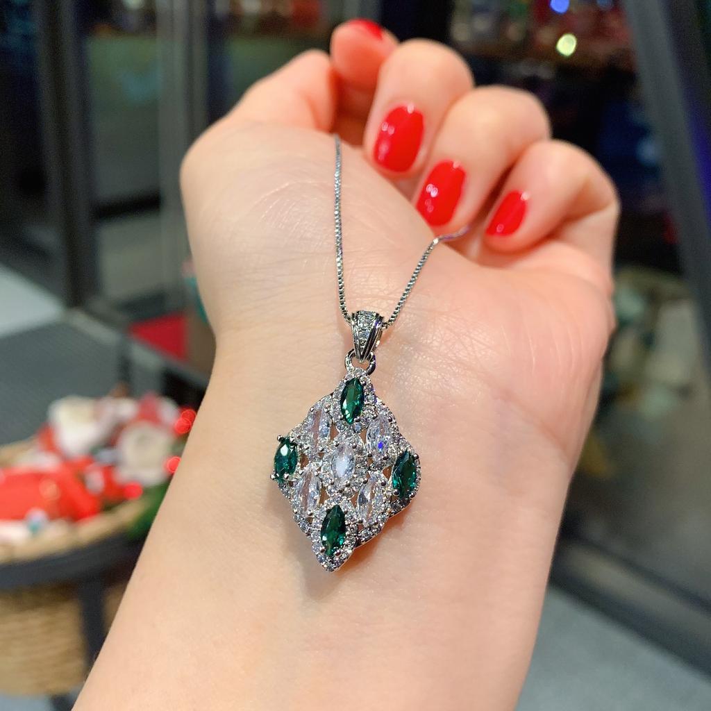 High Carbon Three Piece Set Tiktok Live Broadcast Color Zirconium Matching Fashion Earrings Pendant Ring Emerald Zircon Necklace