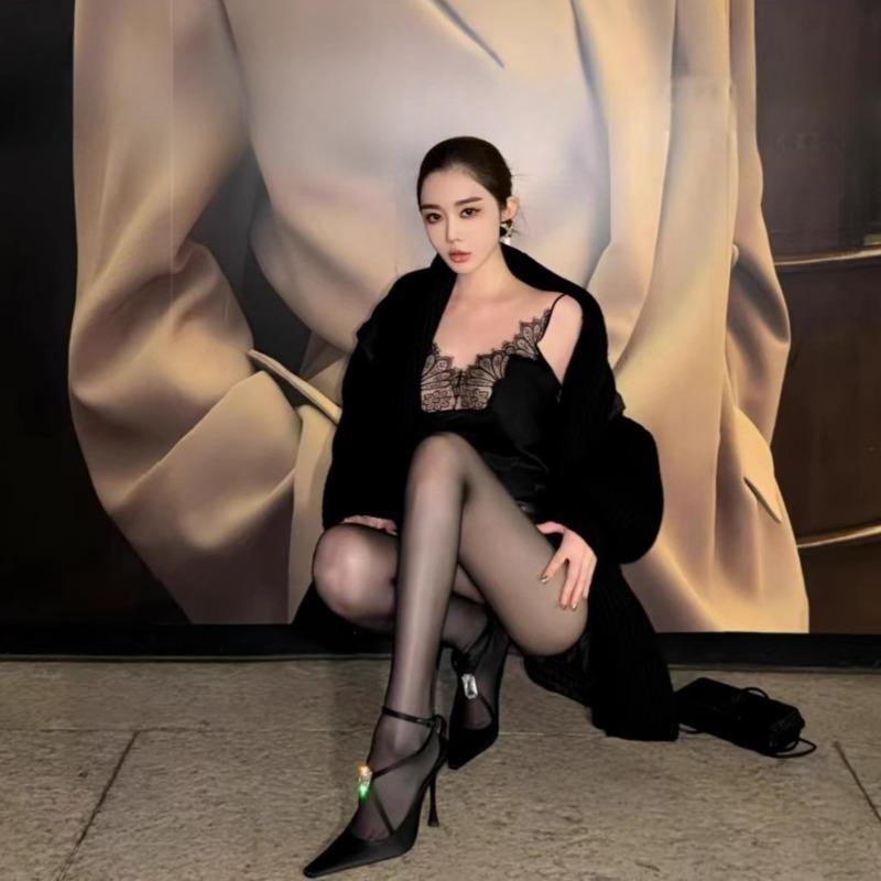 High Heels New Spring Temperament Small Square Toe Crystal Buckle Straight Strap Stiletto Wrapped Head Sandals