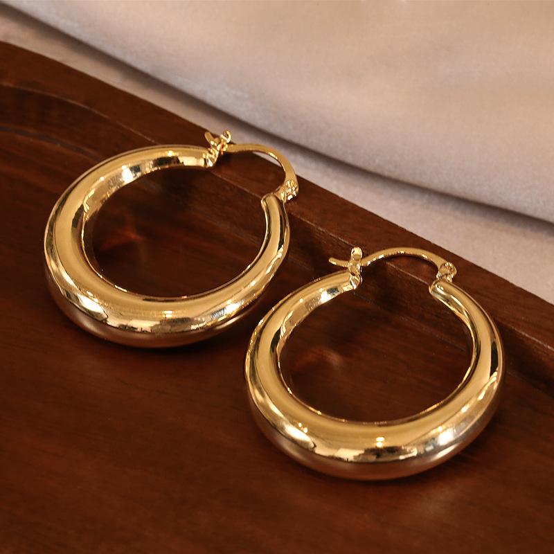 Real gold electroplated European and American U-shaped ear buckles women's exaggerated temperament earrings light luxury personalized new earrings