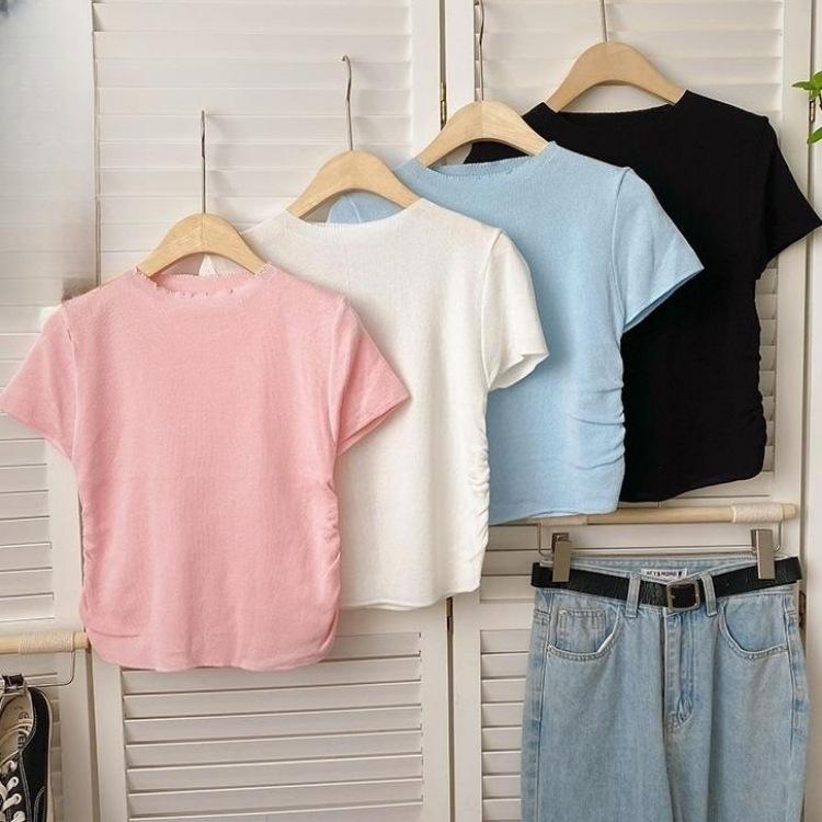 Summer Short-sleeved Knit T-shirt Female Chic Unique Design Sense Niche Slim Knit Tops Casual Essential Comfort and Style Slim Fit Pullovers Tees
