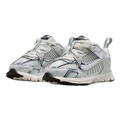 Vomero 5 TD Poussière de Photon Chrome Baskets Bébé Gris Gridiron Voile IM9466-001