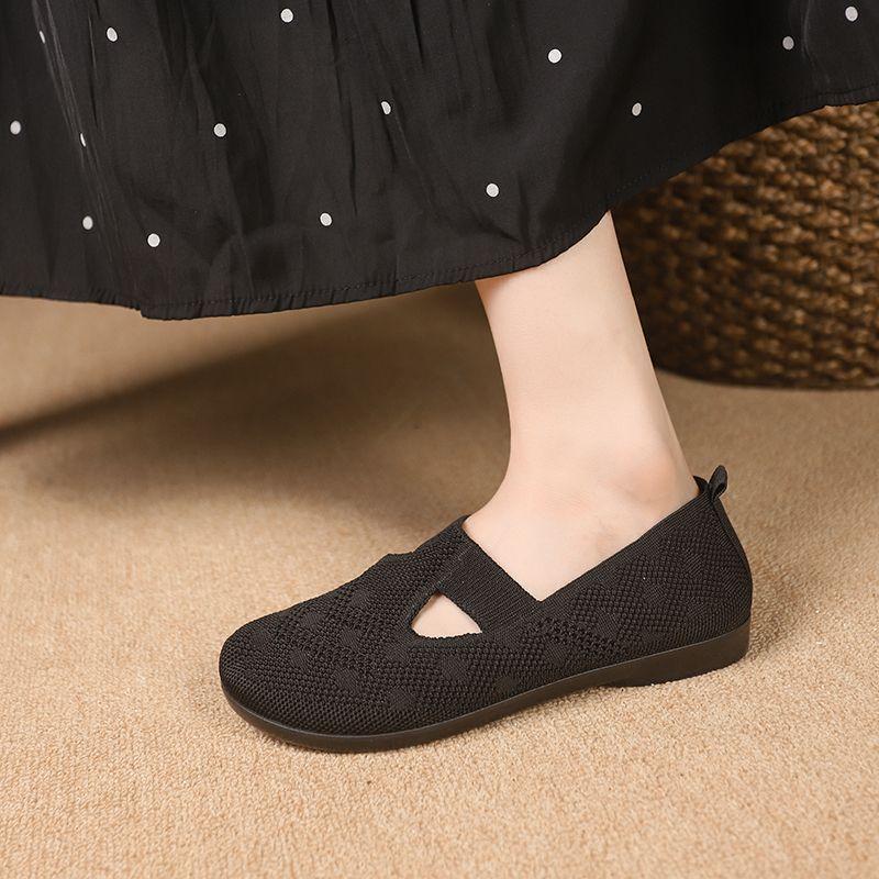 Xiaoxiangfeng simple casual breathable mother shoes hollow non-slip flat-soled Doudou shoes soft-soled single shoes women's 2025 new models