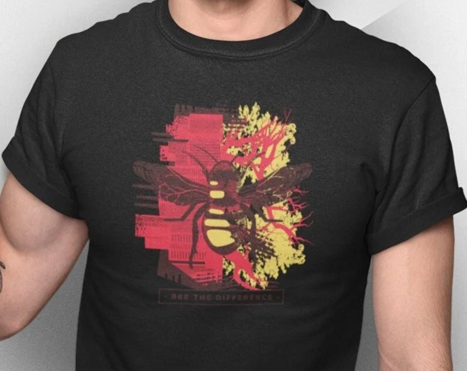 Bee T-shirt Men Nature Animal Motif Graphic Shirt Man Gift Birthday Environment Tshirt L