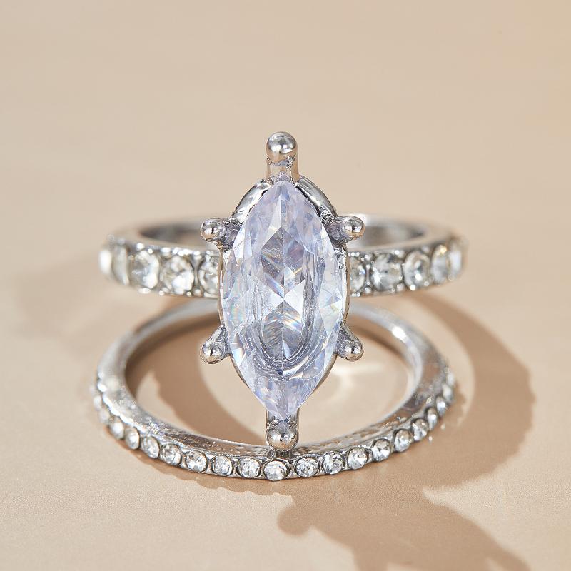 2PCS Luxury Classic Bright Inlay Zircon Ring Lady Says Fashion Engagement Wedding Banquet Zircon Gift Accessories