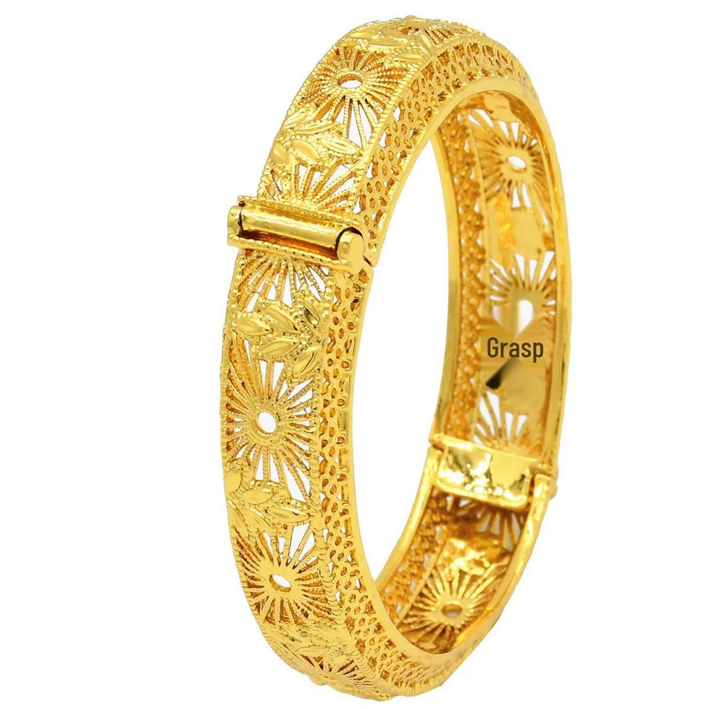 Alloy Spring Indian Gold-Plated Hollow Jewelry Set: Women's Bracelet Ring Bridal Accessories