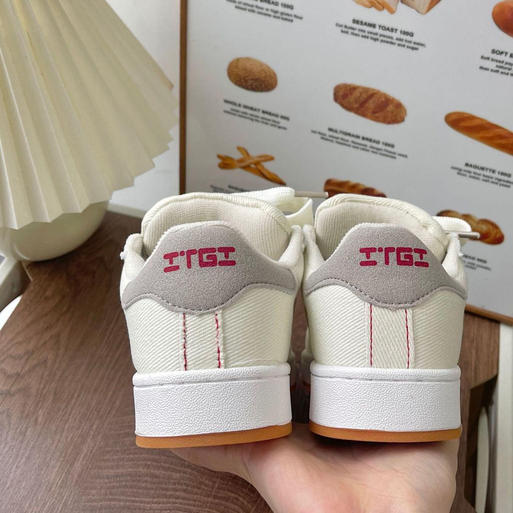 2024 Autumn Chic White Shell Toe Sneakers for Girls – Casual Skateboard Shoes