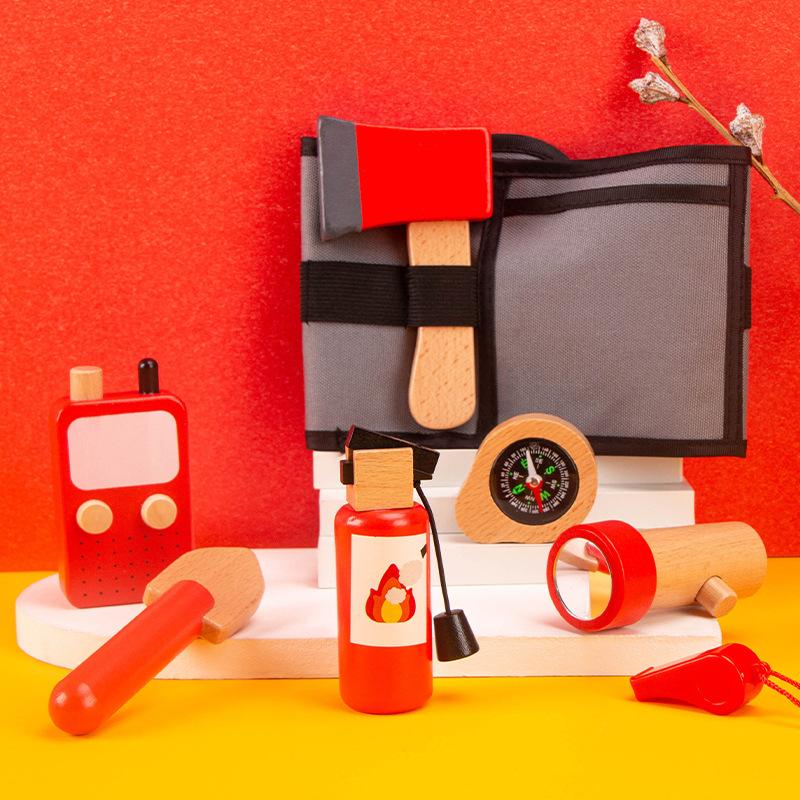 Children's Pretend Play Fire-fighting Tool Set Wooden Toy Waist Bag Baby Tool Box Fire-fighting Equipment