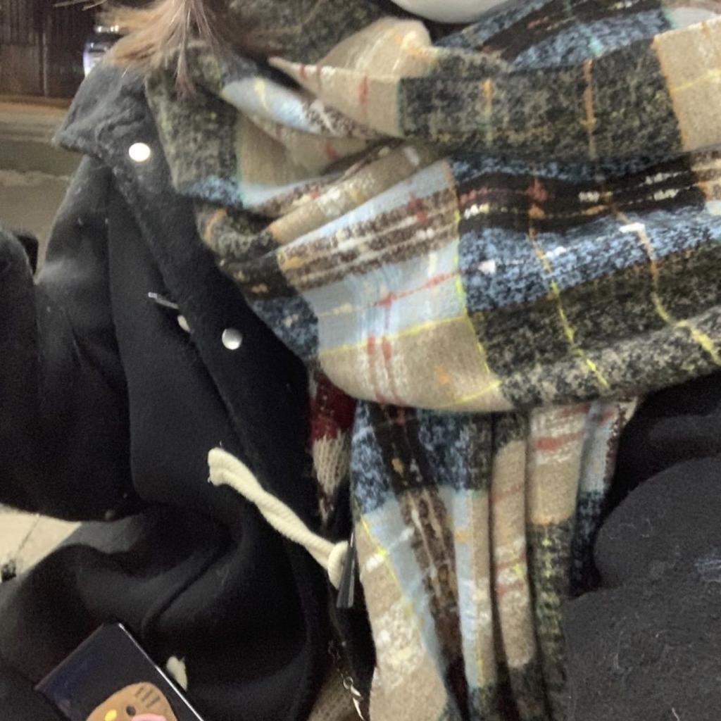 Tassel Retro Contrast Plaid Scarf Women's Niche Winter Korean Versatile Warm Scarf Student Imitation Cashmere Shawl