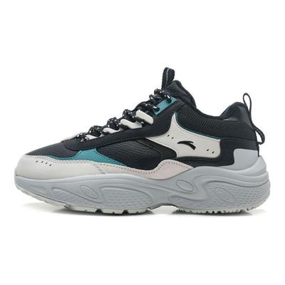 Încălțăminte pentru bărbați – Adidaşi