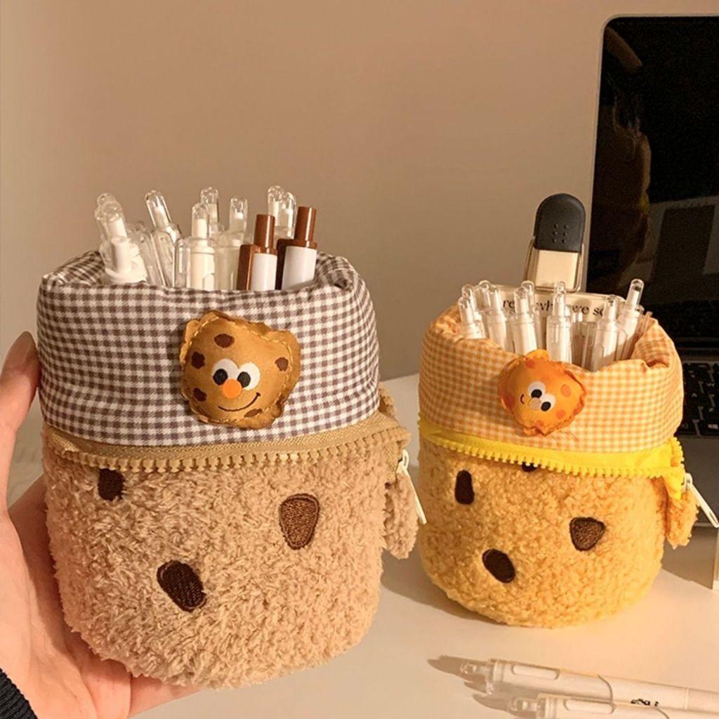Nylon Cute Cookie Shape Pen Holder With Foldable Design For Home Office Organization
