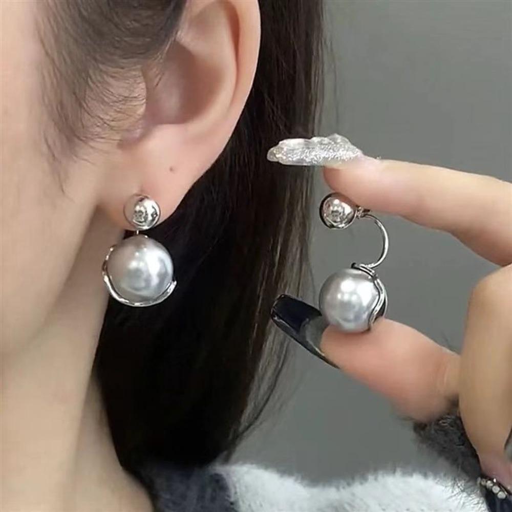 Korea Fashion Geometry Perfectly Round Grey Imitation Pearl Piercing Stud Earrings for Women Creative Temperament Jewelry Gifts